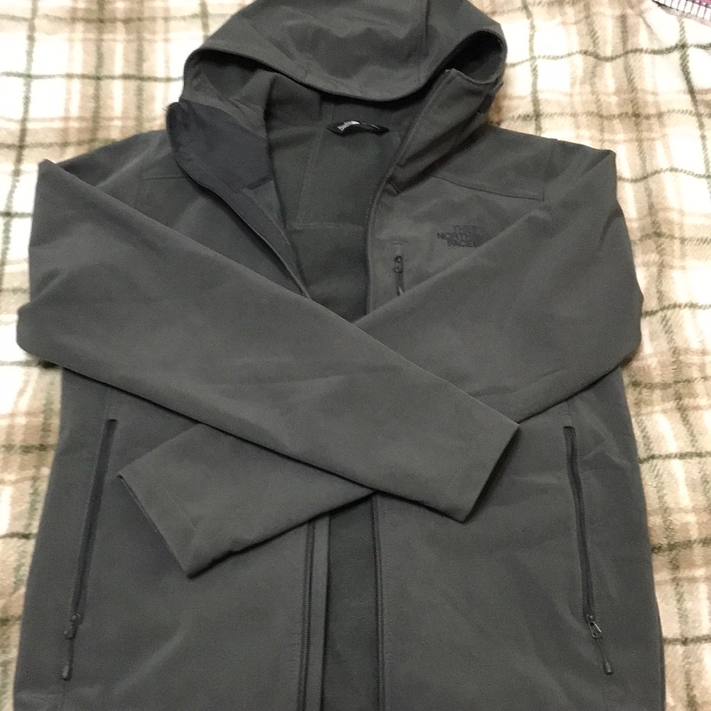Men’s Northface Shell